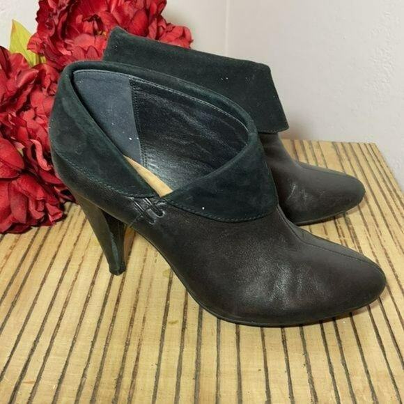 Coach Black Annika Leather Suede Ankle Booties 7.5 - Picture 2 of 7